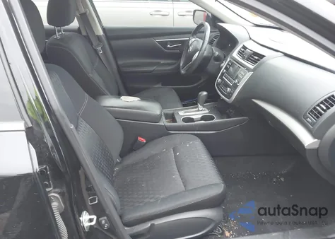 2017 Nissan Altima 2.5 Sv z USA, uszkodzony, nr VIN 1N4AL3AP0HC256602